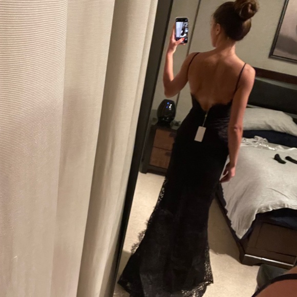 BRAND NEW W/ TAG Alamour The Label Layali Gown - Picture 4 of 9